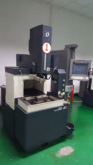 日本MAKINO牧野鏡面火花機(jī)